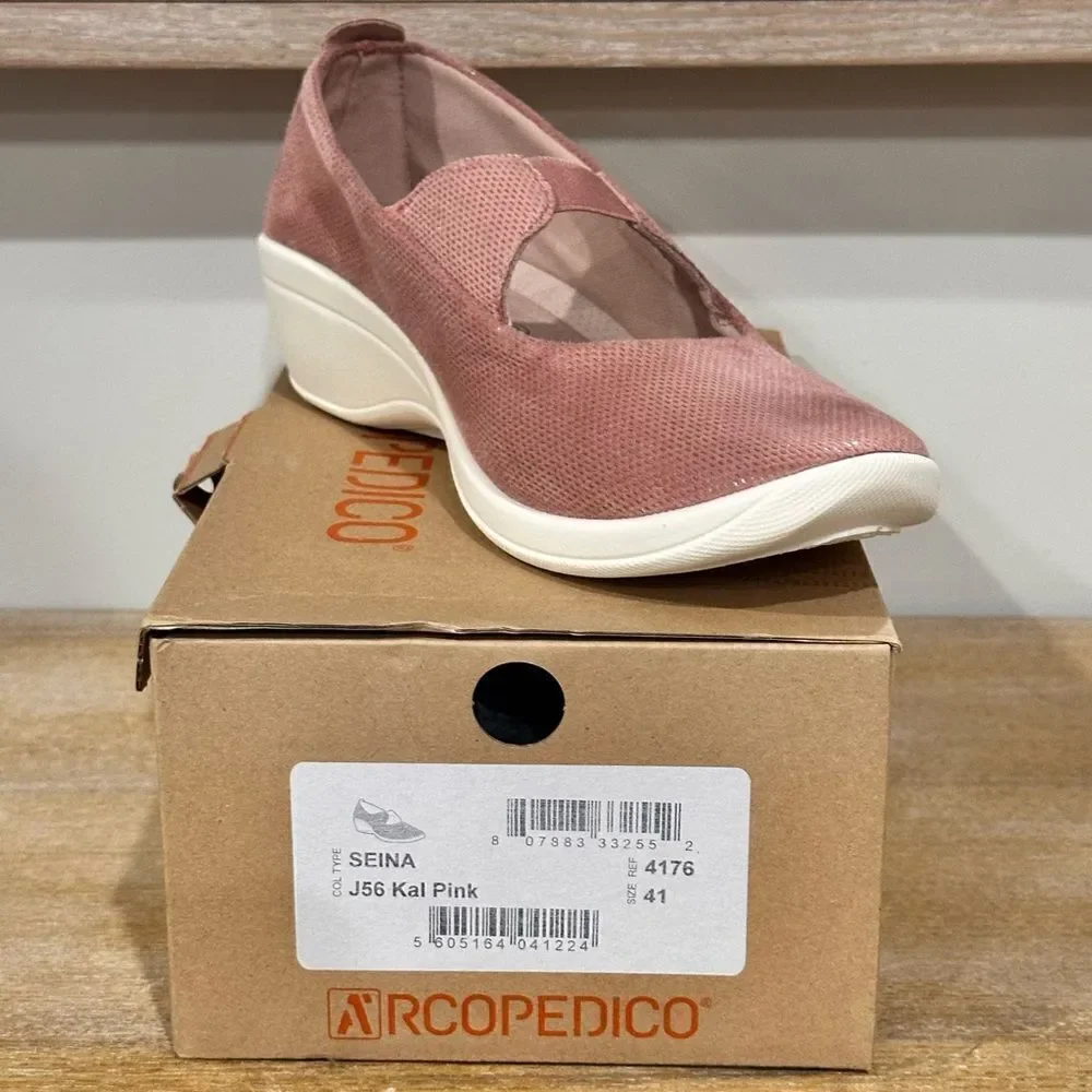 ARCOPEDICO Women’s Seina Mary Jane Wedges in the Size 41/ 9.5-10 US Size